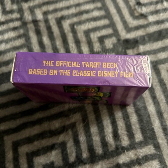 WITCH LOT Hocus Pocus: The Official Tarot Deck: Tarot Cards & Tarot How to Guide - Picture 5 of 7